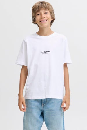 T-shirt wit