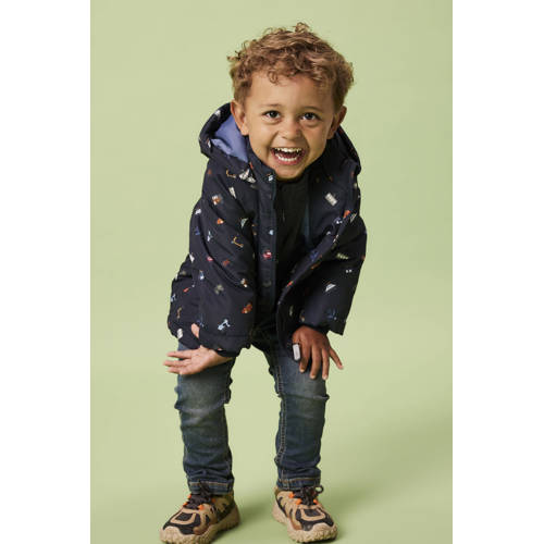 NAME IT MINI tussenjas donkerblauw Jongens Polyester Capuchon All over print - maat 122 afbeelding