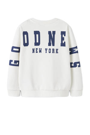 sweater wit