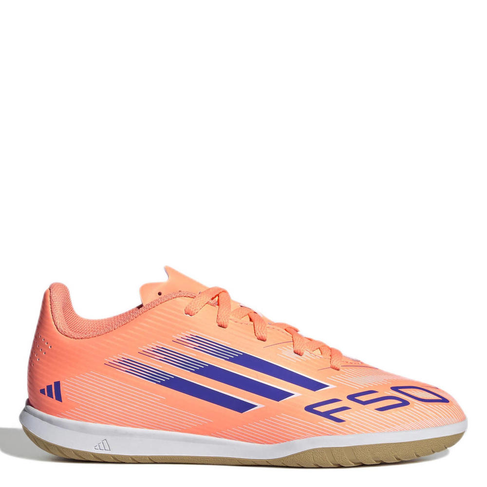 Koraalrood, wit en kobaltblauwe jongens en meisjes adidas Performance F50 Club IN junior zaalvoetbalschoenen van imitatieleer met veters