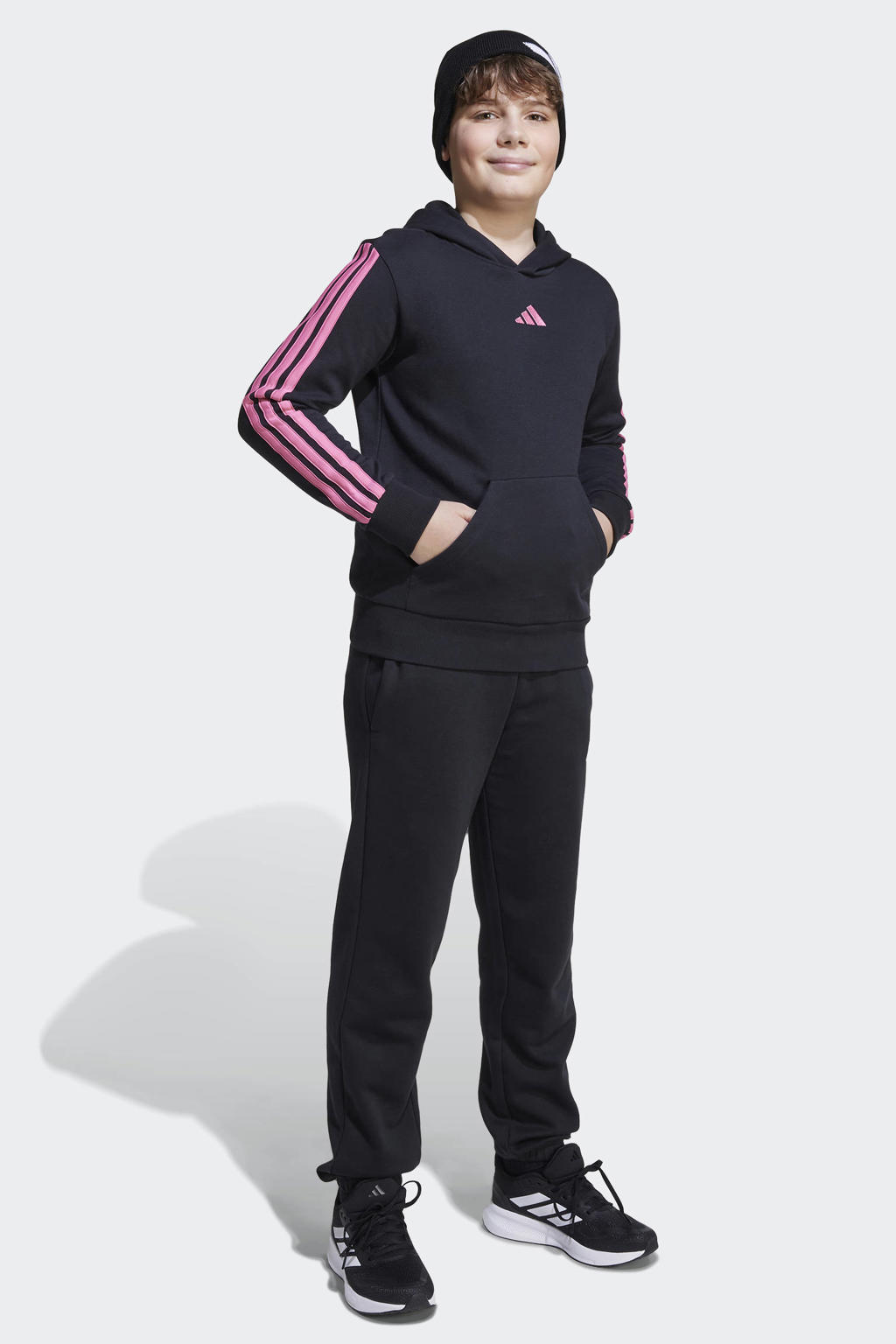 Zwart en roze jongens en meisjes adidas Sportswear hoodie met effen, lange mouwen en capuchon