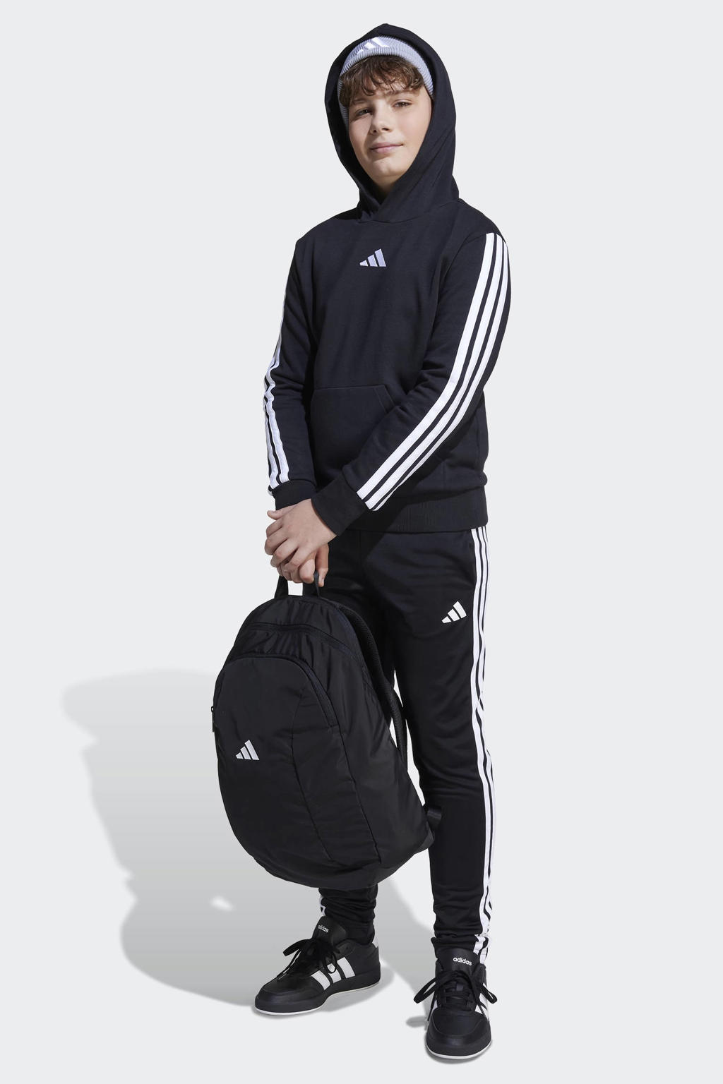Zwart en witte jongens en meisjes adidas Sportswear hoodie met effen, lange mouwen en capuchon