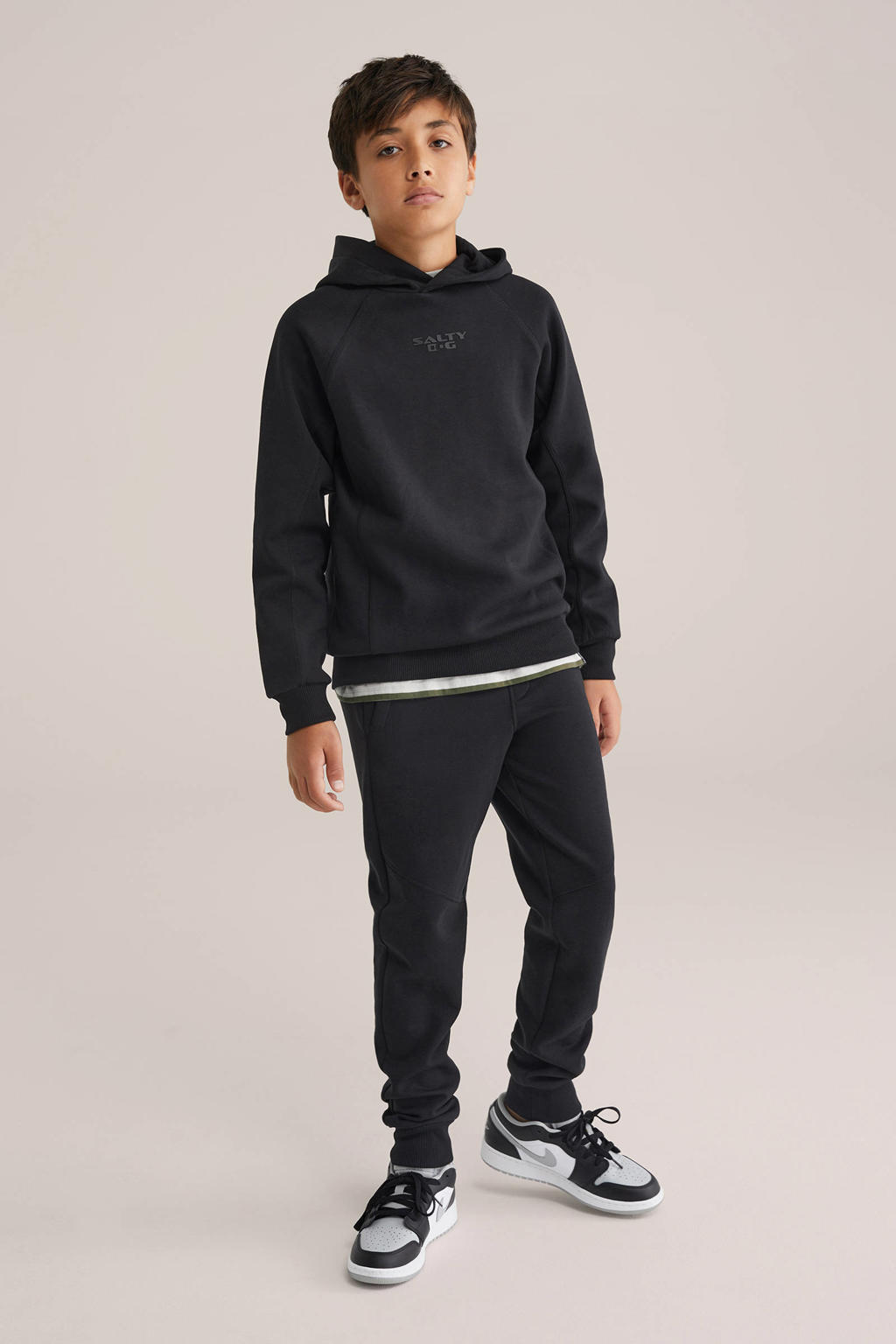 Zwarte jongens Salty Dog hoodie van sweat materiaal met effen, lange mouwen en capuchon