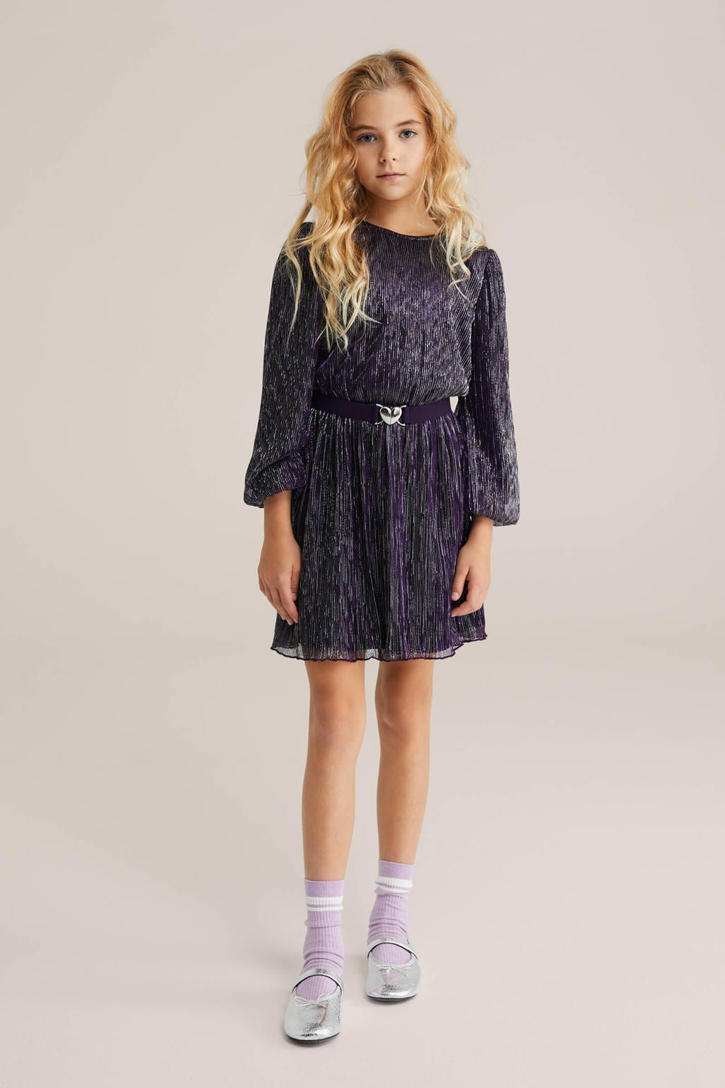 Paarse meisjes WE Fashion korte jurk van polyester met meerkleurige print, lange mouwen, ronde hals, knoopsluiting en glitters