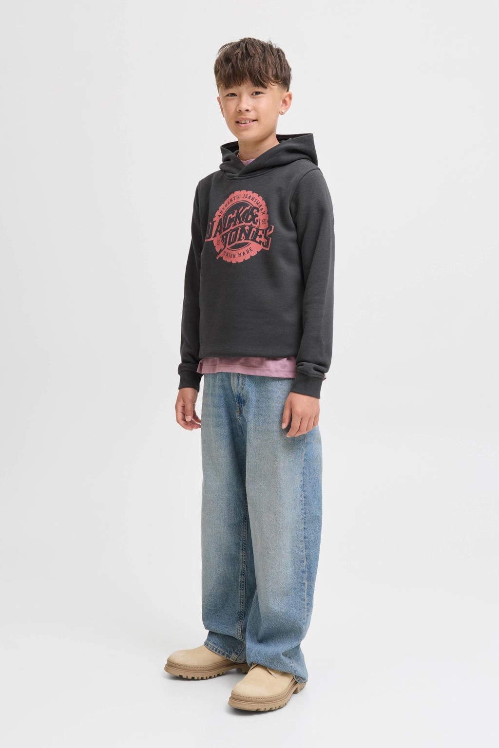 Zwarte jongens JACK & JONES JUNIOR hoodie van sweat materiaal met logo dessin, lange mouwen en capuchon