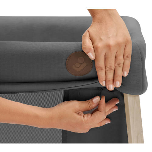 Maxi-Cosi Iris Campingbedje Beyond Graphite Eco | Campingbed van Maxi-Cosi