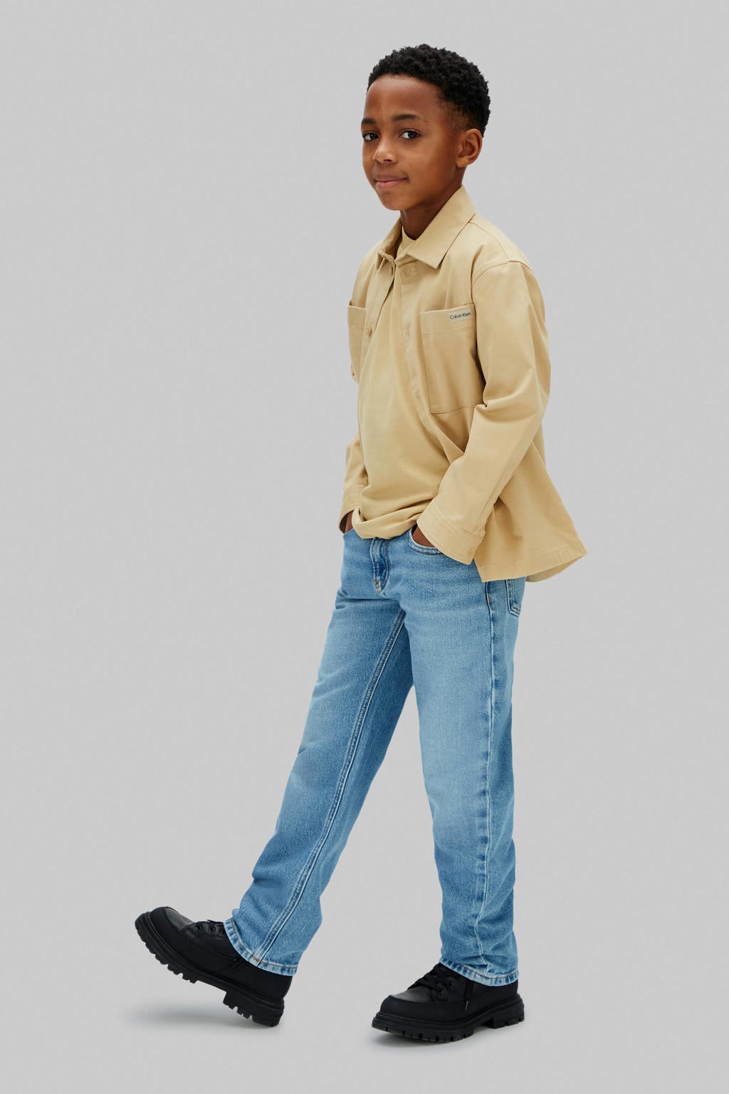 Medium blue denim jongens Calvin Klein straight leg straight leg jeans van denim met rits- en knoopsluiting en effen