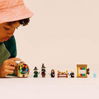 thumbnail: LEGO Harry Potter Kasteel Zweinstein: Sorteerhoedceremonie Set 76460
