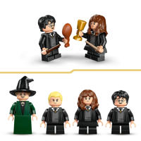 thumbnail: LEGO Harry Potter Kasteel Zweinstein: Sorteerhoedceremonie Set 76460