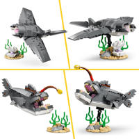 thumbnail: LEGO Creator Woeste haai met schatkist 31381