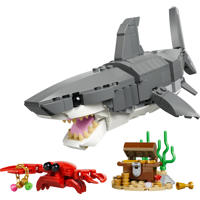thumbnail: LEGO Creator Woeste haai met schatkist 31381
