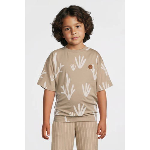 Koko Noko T-shirt beige Jongens Katoen Ronde hals All over print - maat 134 afbeelding