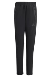 thumbnail: Zwarte jongens en meisjes adidas Performance Junior trainingsbroek Tiro Travel van polyester met regular fit, elastische tailleband met koord en effen