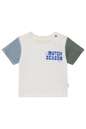 T-shirt wit