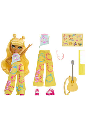 NEW Jr High Fashion Dolls Sunny