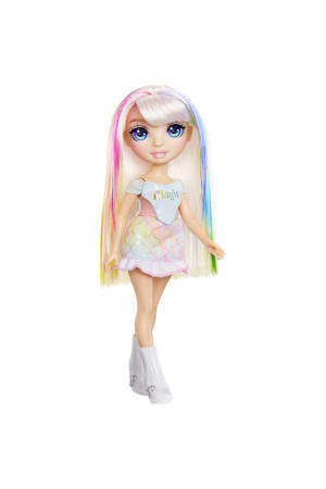 Entry Fashion Dolls Amaya