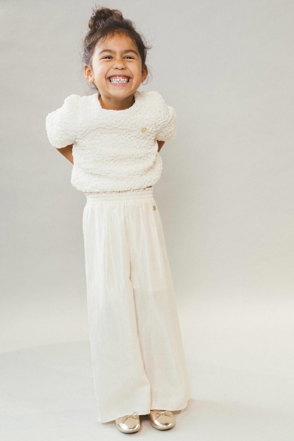Witte meisjes Le Chic blousetop van polyester met korte mouwen, ronde hals en textuur