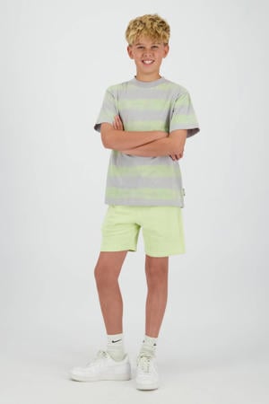 relaxed regular waist sweatshort limegroen
