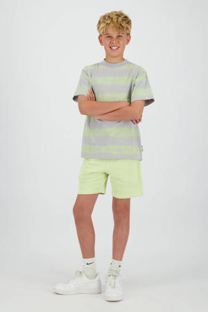 relaxed regular waist sweatshort limegroen