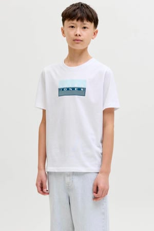 T-shirt wit