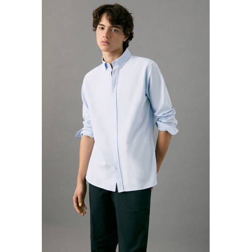 MANGO TEEN overhemd lichtblauw Jongens Katoen Button down Effen - maat 175(M) afbeelding