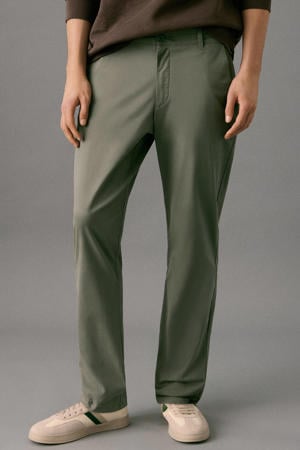 straight chino kaki