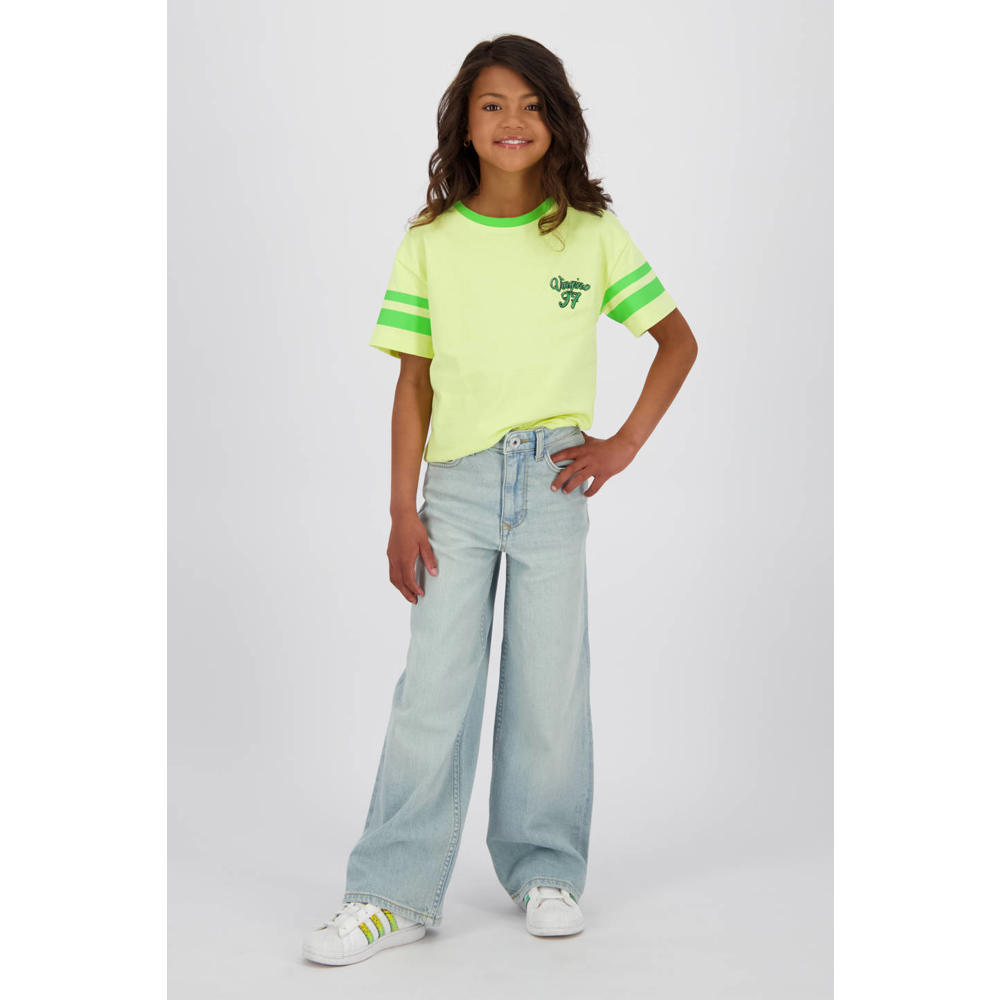 Light blue denim meisjes Vingino Cita high waist wide leg jeans van denim met rits- en knoopsluiting en effen