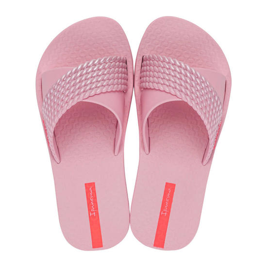 slippers & clogs