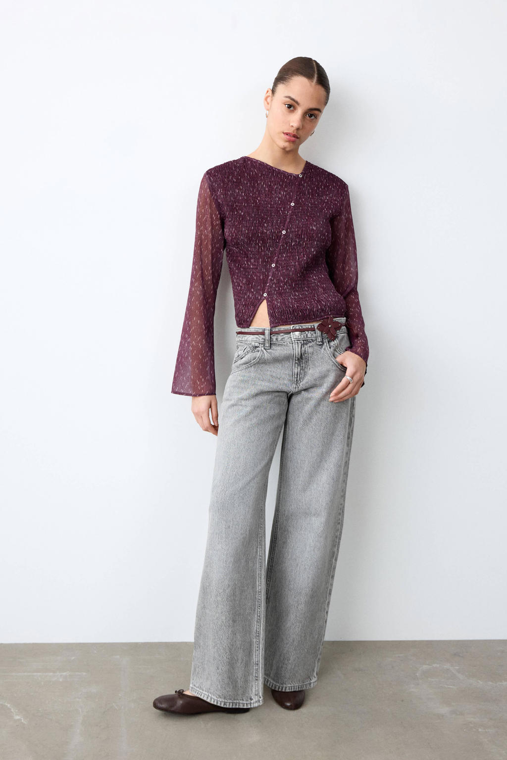 Paarse meisjes MANGO TEEN blouse van polyester met lange mouwen, V-hals en knoopsluiting