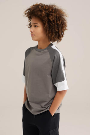 T-shirt taupe