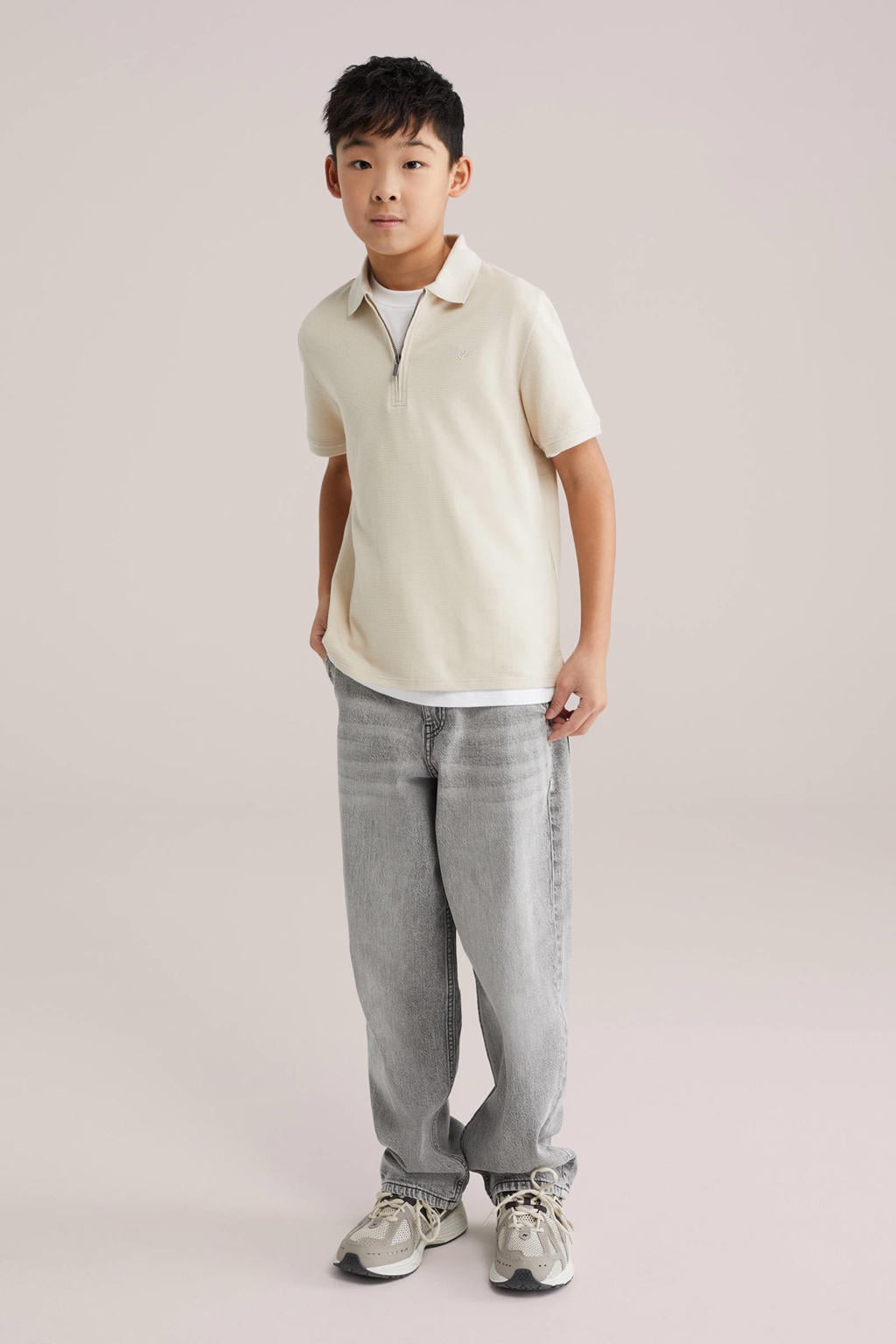 Beige jongens WE Fashion polo van katoen met effen, korte mouwen en textuur