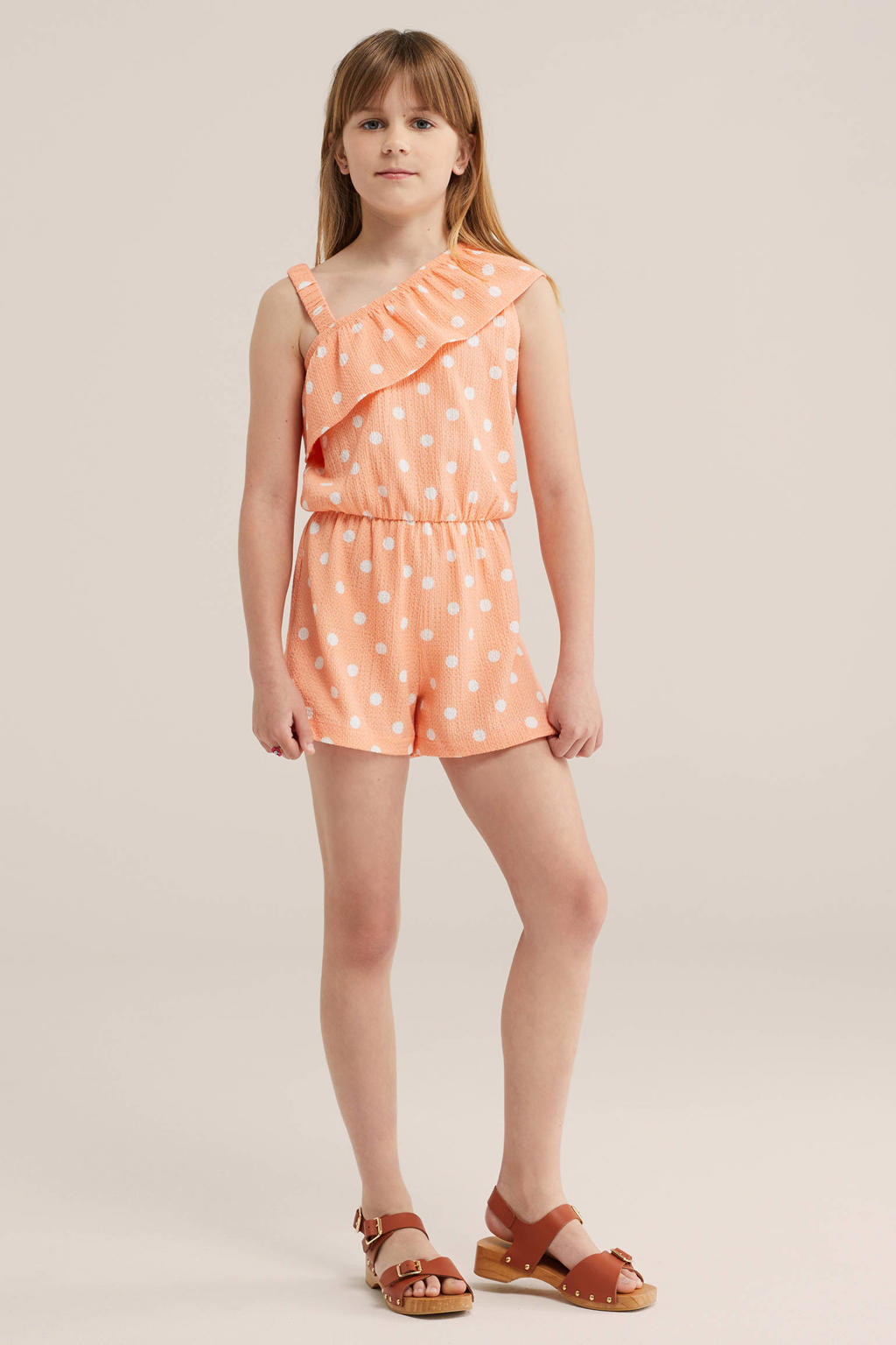 WE Fashion straight leg playsuit met stippen - oranje
