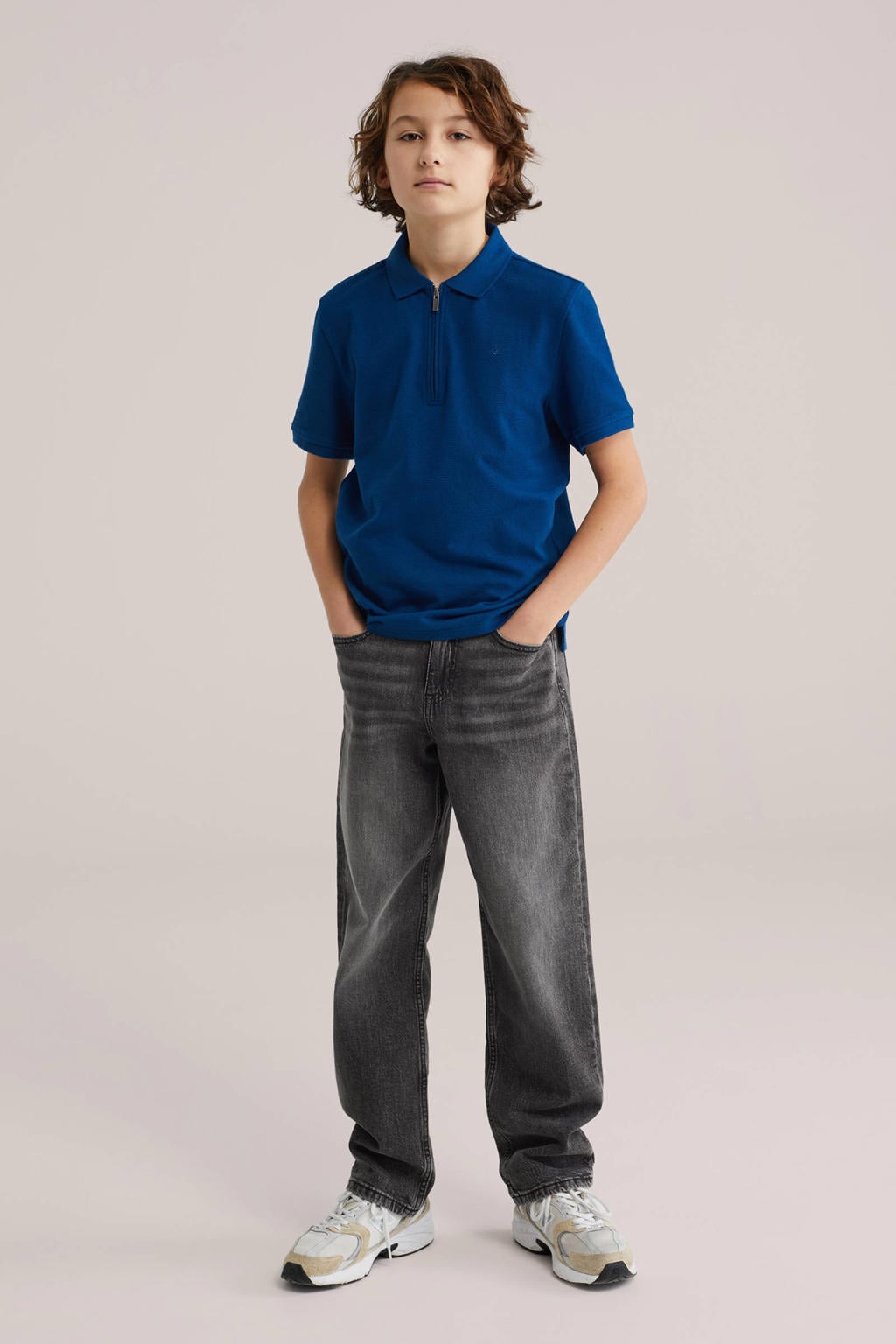 Marineblauw jongens WE Fashion polo blauw van katoen met effen, korte mouwen en textuur