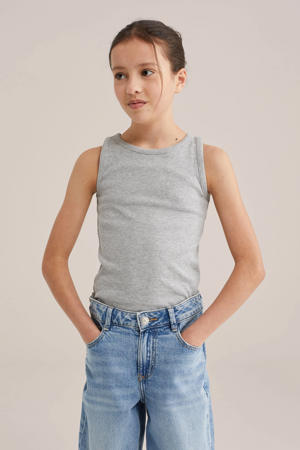 mouwloze top rib gebreid