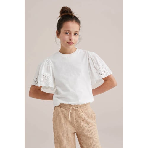 WE Fashion T-shirt wit broderie Meisjes Katoen Ronde hals Effen - maat 110/116 afbeelding