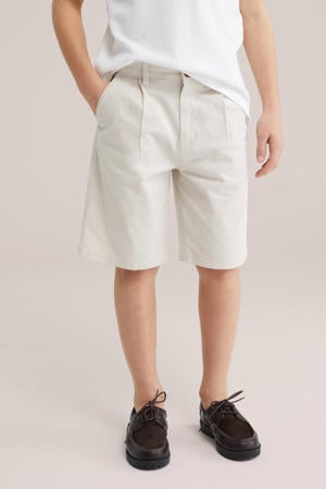 loose fit chino short ecru
