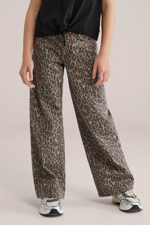 high waist wide leg jeans met panterprint bruin
