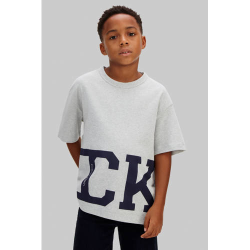 Calvin Klein T-shirt grijs melange Jongens Katoen Ronde hals Logo - maat 140 afbeelding