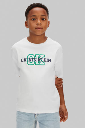 T-shirt wit
