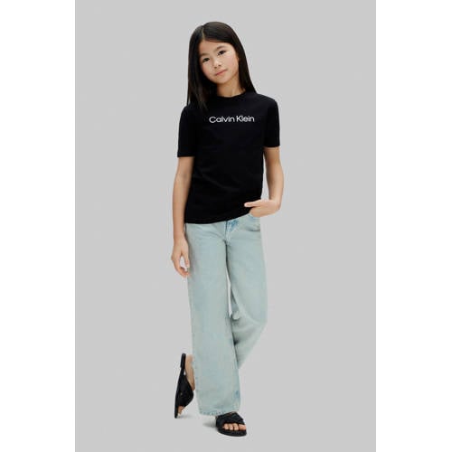 Calvin Klein T-shirt zwart Jongens/Meisjes Katoen Ronde hals Logo - maat 152 afbeelding