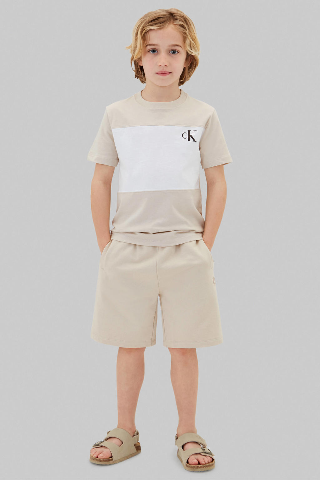 Set van 2 beige en zwarte jongens Calvin Klein T-shirt van katoen met meerkleurige print en korte mouwen