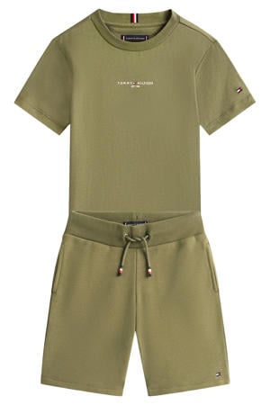 T-shirt + korte broek army groen