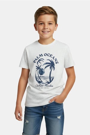 T-shirt wit
