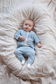 thumbnail: Feetje grof gebreide babybroek The Magic is in You lichtblauw