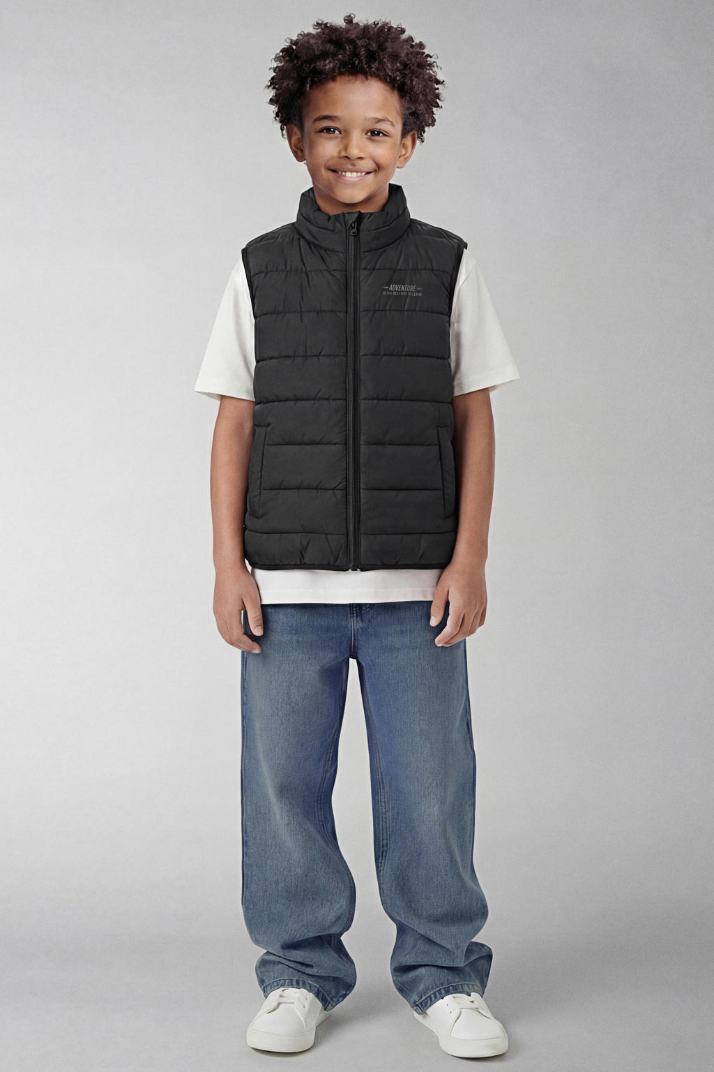 Zwarte jongens NAME IT KIDS bodywarmer van polyester met effen, opstaande kraag en ritssluiting