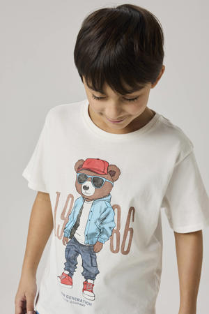 T-shirt wit