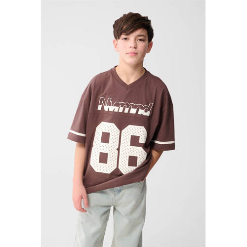 Shoeby T-shirt bruin Jongens Katoen V-hals Tekst - maat 158/164 afbeelding