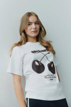 T-shirt wit