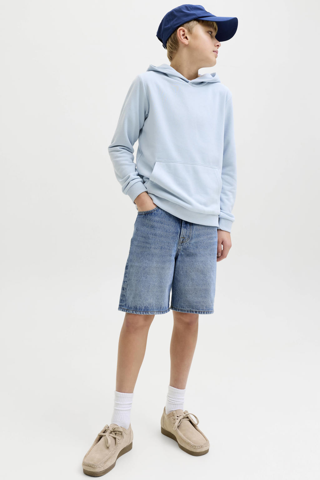 Medium blue denim jongens JACK & JONES JUNIOR relaxed short van denim met knoopsluiting en effen