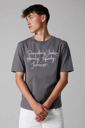 T-shirt grijs